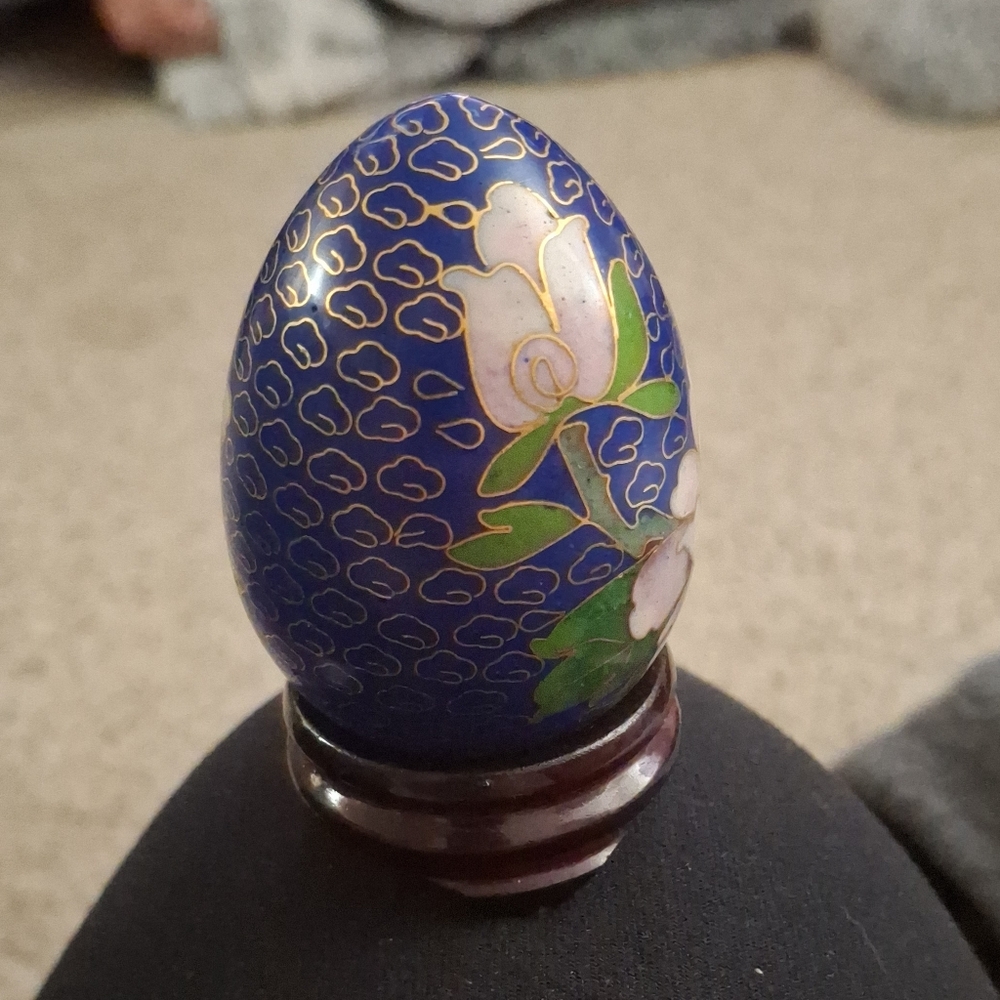 Elegant Vintage Cloisonné Enamel Egg, Blue Floral, Chinese Decor Egg w/Stand